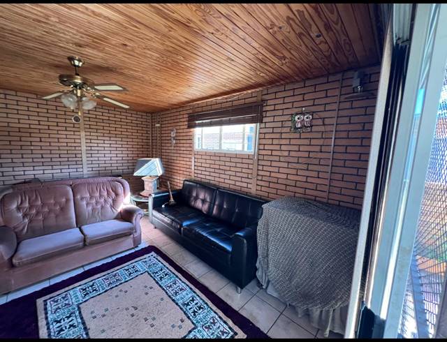 1 BEDROOM TOWNHOUSE FOR SALE IN MISTY BAY